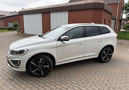 Volvo XC 60 XC60 D5 AWD R Design