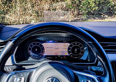 VW Arteon Volkswagen 2.0 TSI 206kW DSG 4MOTION R-Line R-Line