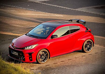 Toyota Yaris GR High-Performance-Paket Recaro H&R
