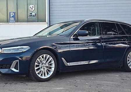 BMW 520d xDrive INDIVIDUAL,MASSAGE,H&K