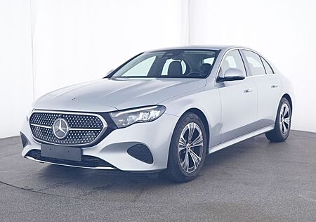Mercedes-Benz E 220 d 4M Limo Avantgarde AHK+Distronic+Kamera