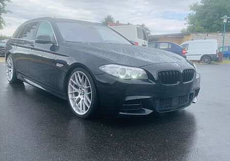 BMW 530d Touring A Luxury Line"M-PAKET"HUD"PANO"