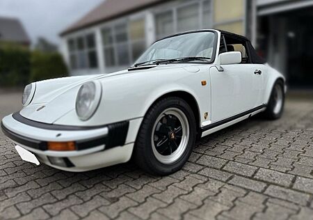Porsche 911 Urmodell 911 Carrera 3.2