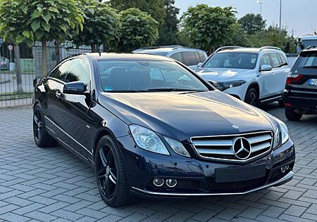 Mercedes-Benz E 350 Coupe CDI BlueEFF. AVANTGARD