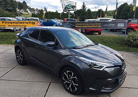 Toyota C-HR Hybrid Team D