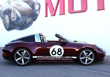 Porsche 992 Targa 4S Heritage Design Edition | Schalter
