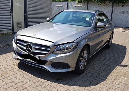 Mercedes-Benz C 180 -
