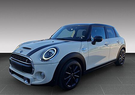Mini Cooper S 2.0 16V Navi BT USB Tempo PLenk SHz Spr