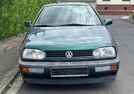 VW Golf Volkswagen 1.9 TDI Standard