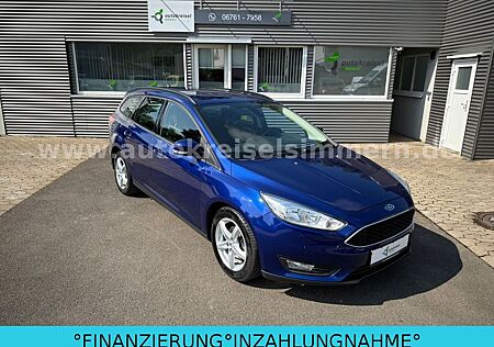Ford Focus °TREND°KLIMA°AHK°EU6°PDC°GEPFLEGT°