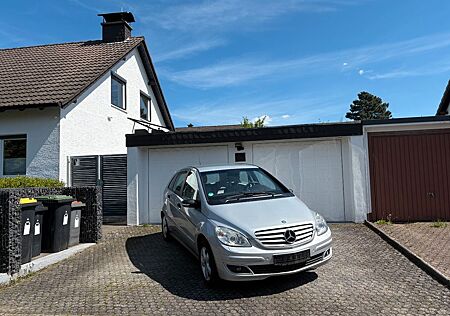 Mercedes-Benz B 170 Getriebe neu, Checkheft, HU03/26, Klimaautomatik
