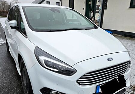 Ford S-Max 2,0TDCi Bi-Turbo 154kW Titanium PShift...