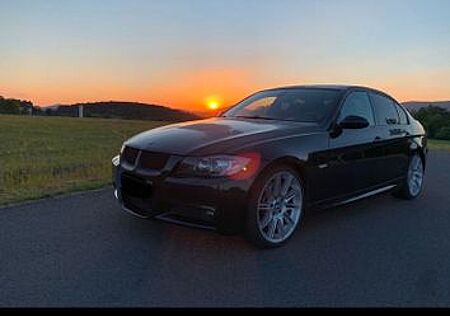 BMW 330i -