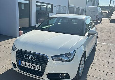 Audi A1 1.4 TFSI S tronic 119g CO2 Ambition Ambition