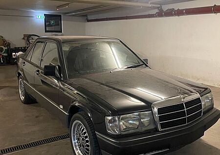 Mercedes-Benz 190 gebraucht kaufen Mercedes-Benz 190 Mercedes 190E W201 1.8 H-Kennzeichen