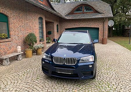BMW X3 xDrive 35 d/M PAKET/PANO/AHK/LEDER/HEAD UP