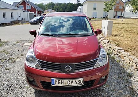 Nissan Tiida 1.6 acenta acenta