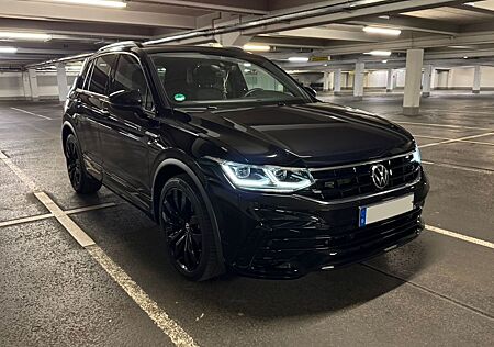 VW Tiguan Volkswagen 2.0 TDI SCR DSG R-Line Pano Garantie IQ