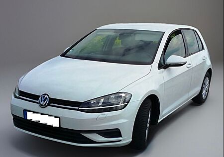 VW Golf Volkswagen 7 1.0 TSI 63kW Trendline TOP Zustand