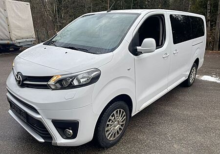 Toyota Pro Ace Proace Verso 2,0d 4x4 Untersetzer 9Si LANG NAVI
