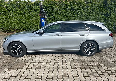 Mercedes-Benz E 220 d T Aut, Avantgarde, Leder MBUX High End
