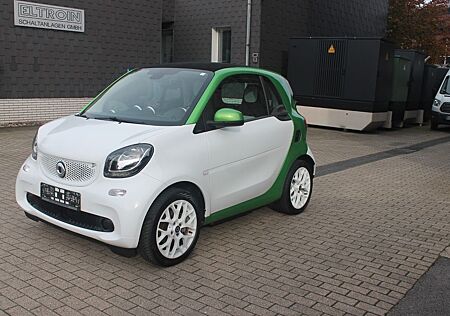 Smart ForTwo EQ greenflash passion Aut.*Sitzhzg*PDC*