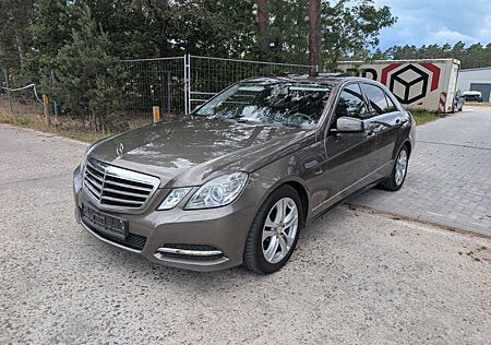 Mercedes-Benz E 200 CDI Avantgarde, Limousine, BiXenon, Navi
