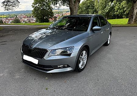 Skoda Superb 2.0 TDI SCR 140kW DSG 4x4 Style Style