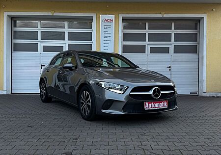 Mercedes-Benz A 200 A 200d NAVI/SCHIEBEDACH/ABSTANDSTEMPOMAT