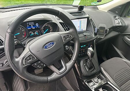 Ford Kuga 1,5 EcoB. 4x2 110kW Black & Silver Auto...