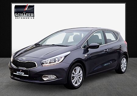 Kia Cee'd Ceed Dream Team/Navi/RFK/SHZ/Klimaaut./1.Hand