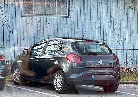 Fiat Bravo 1.4 16V Dynamic - TÜV Neu bis 12/27