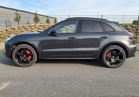 Porsche Macan Turbo Turbo Approved, TÜV, Reifen VO NEU