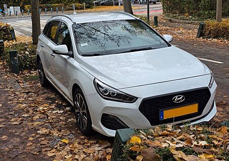 Hyundai i30 1.6 CRDi 100kW techno
