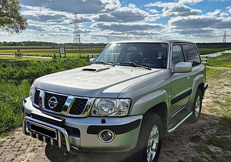 Nissan Patrol Y61 LE