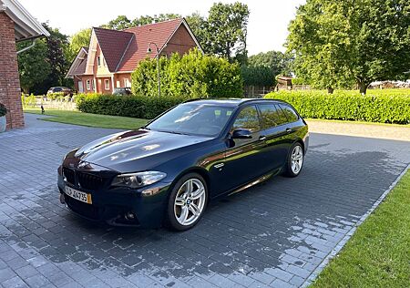 BMW 530d Touring A -