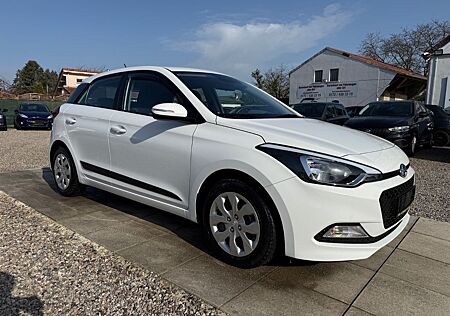 Hyundai i20 Style Sportsitze Sportpaket Sport Lenkrad