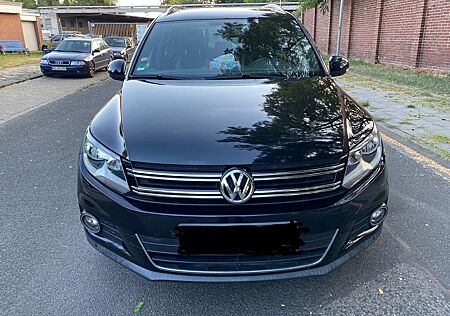 VW Tiguan Volkswagen 2.0 TDI 4MOTION LIFE LIFE