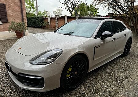 Porsche Panamera Sport Turismo 4 S E-Hybrid// ANGEBOT