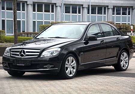 Mercedes-Benz C 180 CGI BlueEfficiency| AUTOMATIK| PDC| SZH