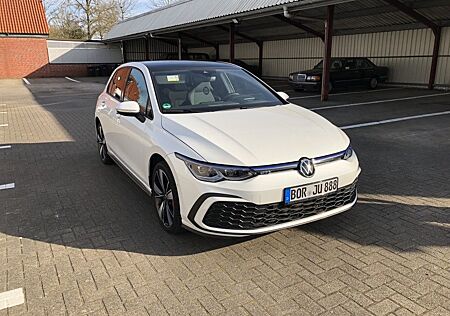 VW Golf Volkswagen VIII 1.4 TSI GTE eHybrid Navi Pano Headup