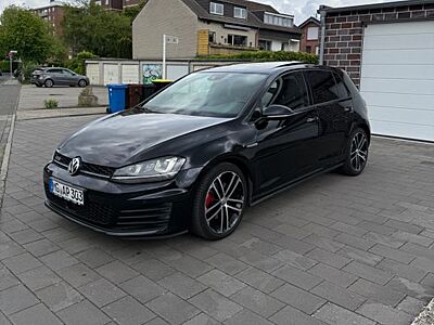 Volkswagen Golf 7 GTD *Pano, Totwinkel, Autom., 8Fach b.*