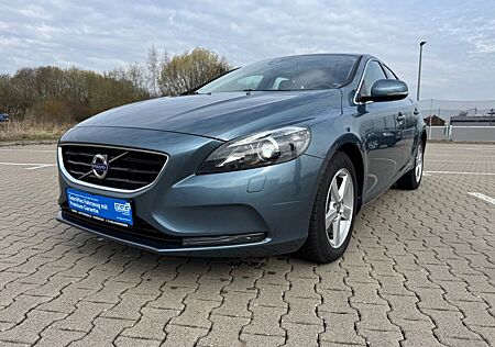 Volvo V40 Momentum