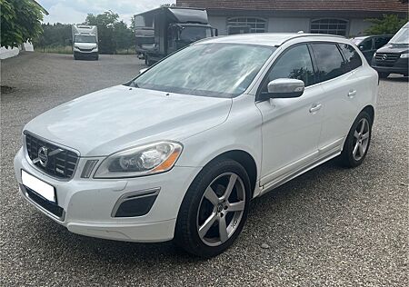 Volvo XC 60 XC60 R-Design AWD AHK BI-XENON