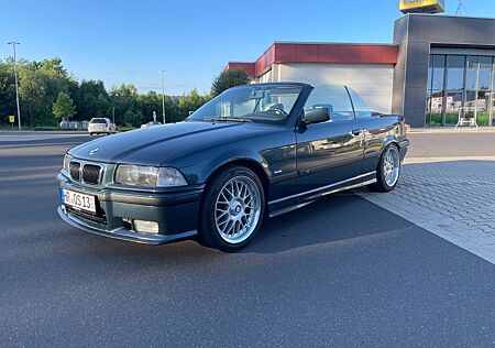 BMW 320i Cabrio M-Paket individual