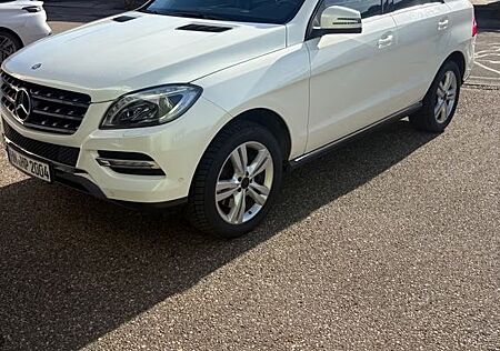 Mercedes-Benz ML 350 4MATIC BlueEFFICIENCY -