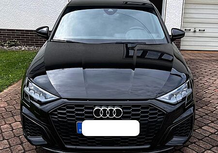 Audi A3 35 TFSI S line Sportback S line