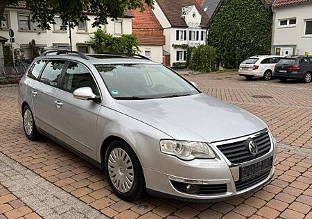 VW Passat Variant Volkswagen 2.0 FSI Comfortline Variant C...
