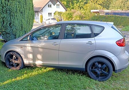 Seat Altea 1.6 TDI 66kW Silbermetallic