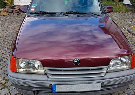 Opel Kadett E 1.4 i